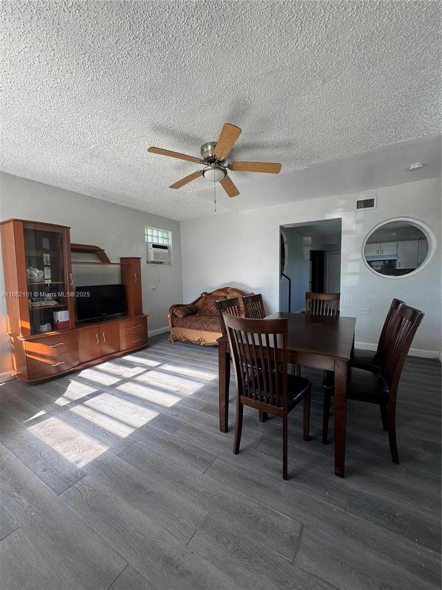 Bright spacious 4-bedroom 2 bathrooms with balcony and parking space for rent in Miami. Enjoy the convenient location close to Arcola Lakes Park. Just minutes from the highway, whether you're heading to the beach or downtown this is an ideal location for families.