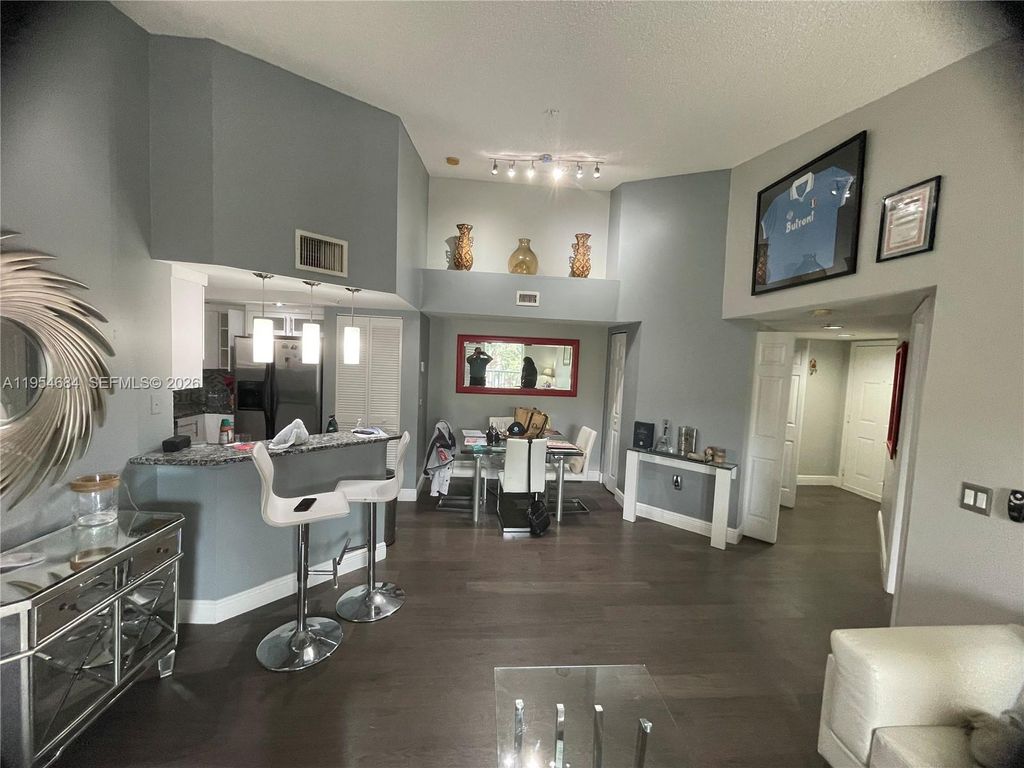 Photo of 2039 SE 10th Ave #517, Fort Lauderdale, FL 33316 (MLS # A11954684)