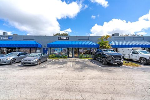 3640 NW 16th St 7B & 8B Lauderhill FL 33311