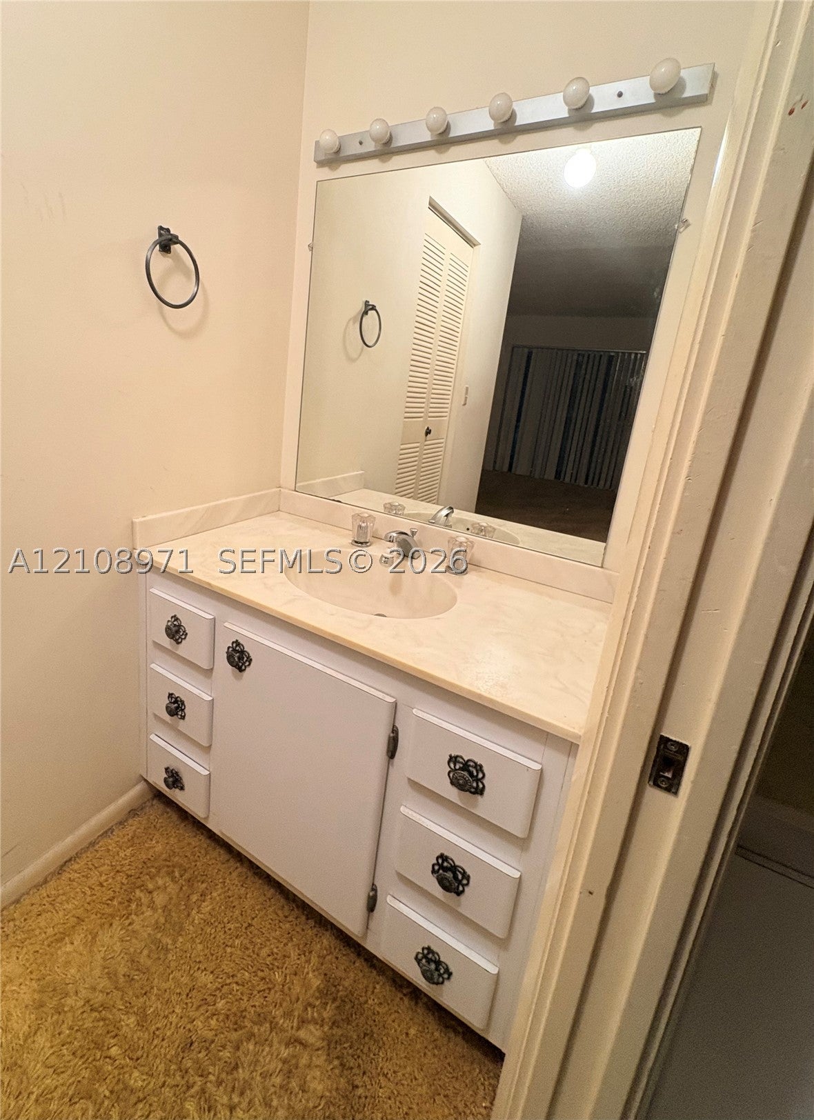 6100 NW 44th St 208