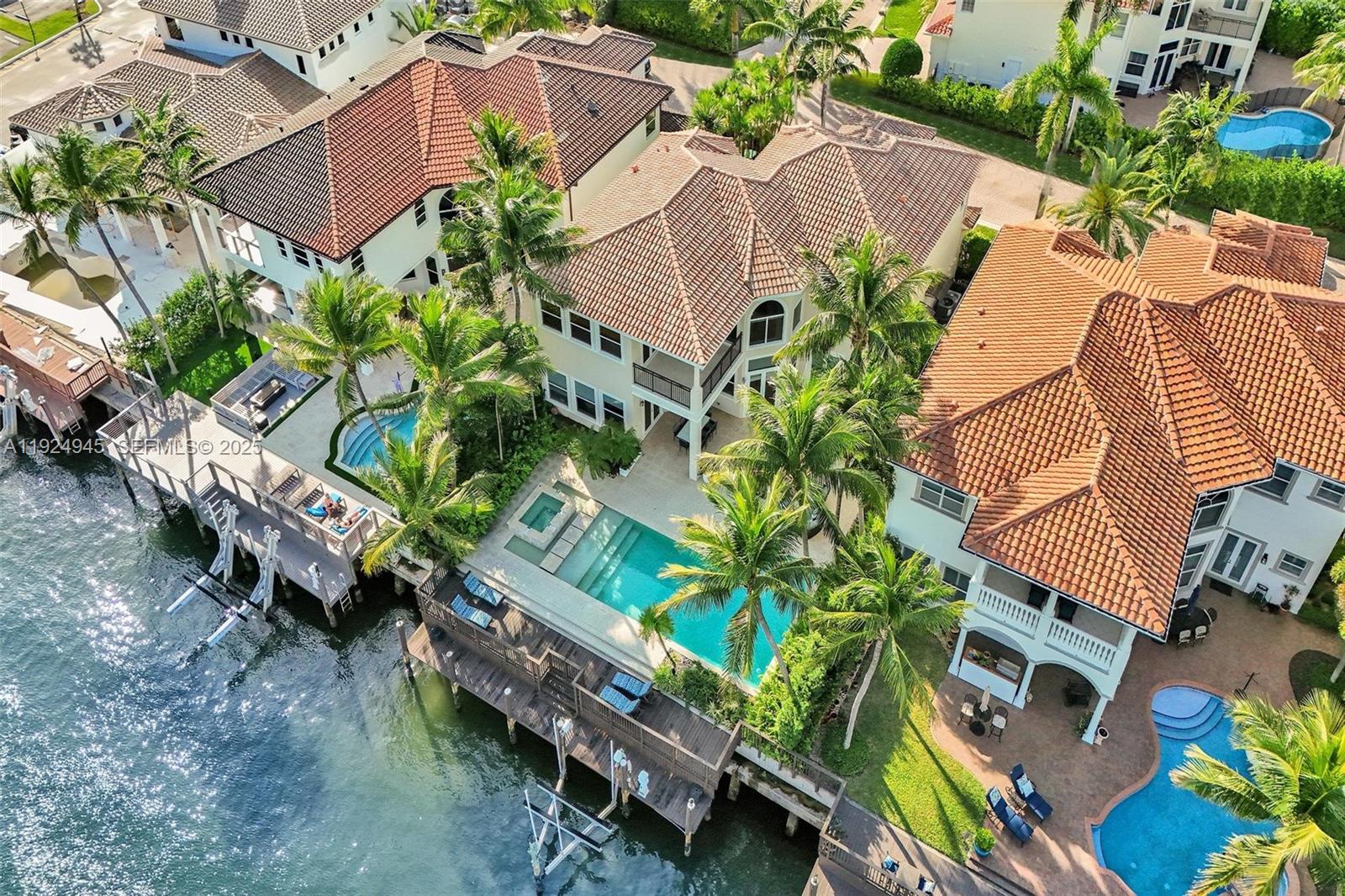 THREE ISLANDS 3RD SECTION - Residential