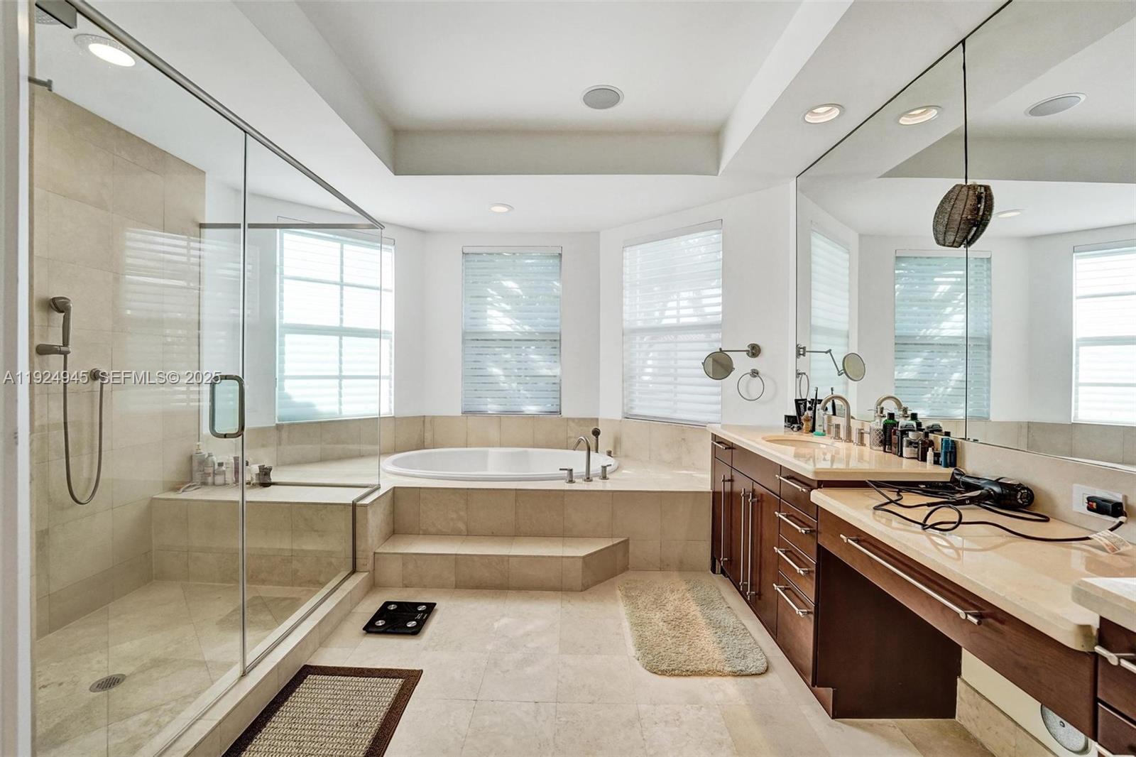 THREE ISLANDS 3RD SECTION - Residential