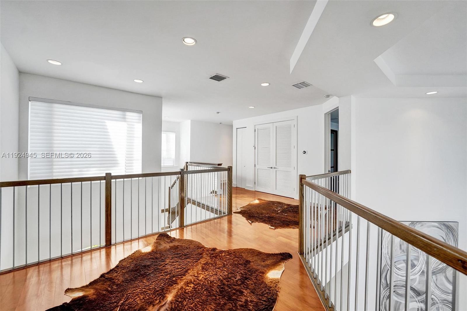 THREE ISLANDS 3RD SECTION - Residential