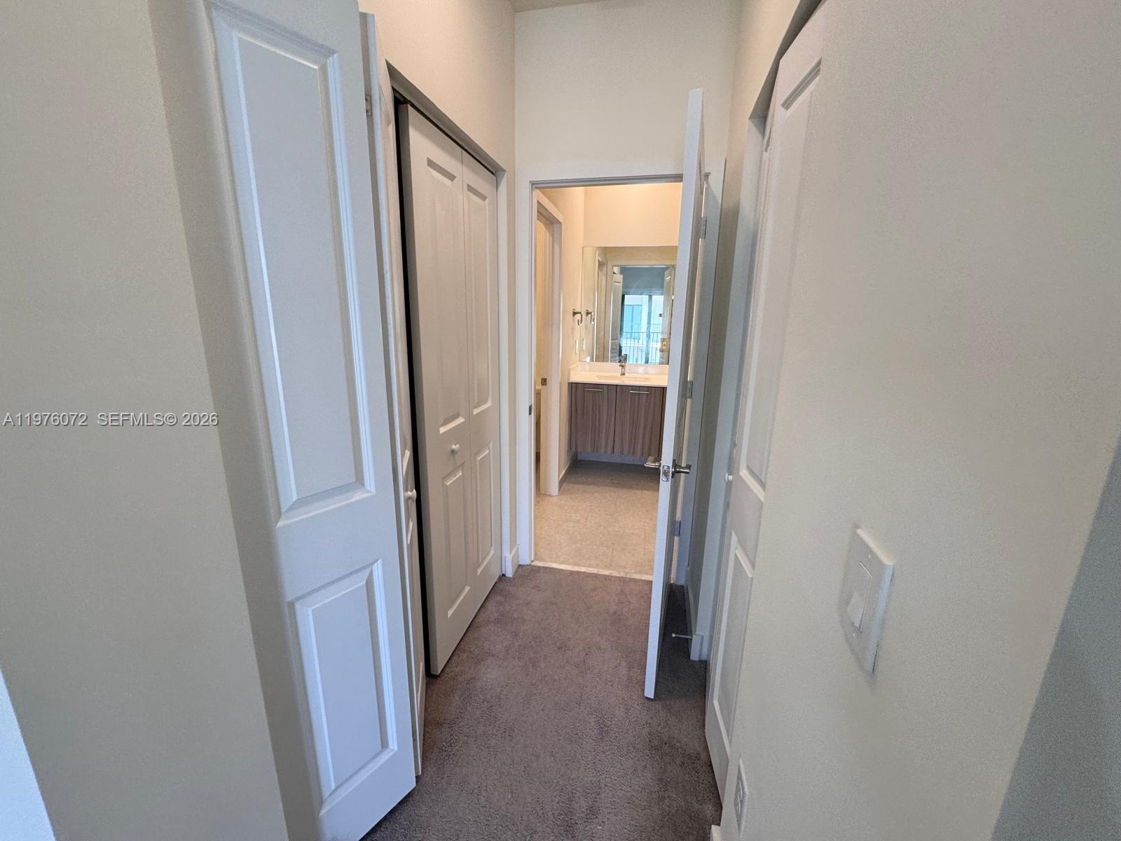 DOWNTOWN DORAL SOUTH PHAS - Residential