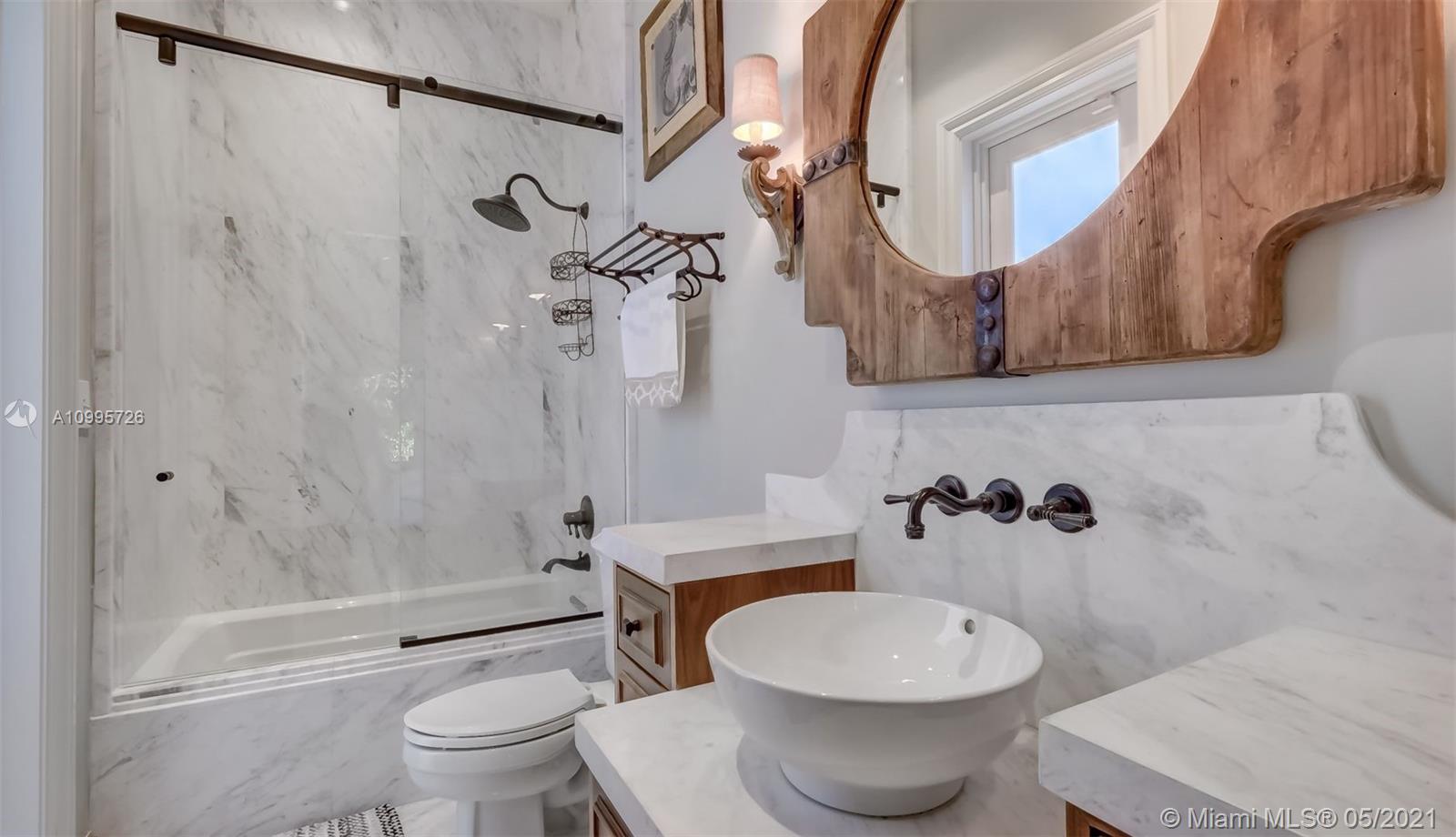 HELMS COUNTRY ESTATES RE- - Residential
