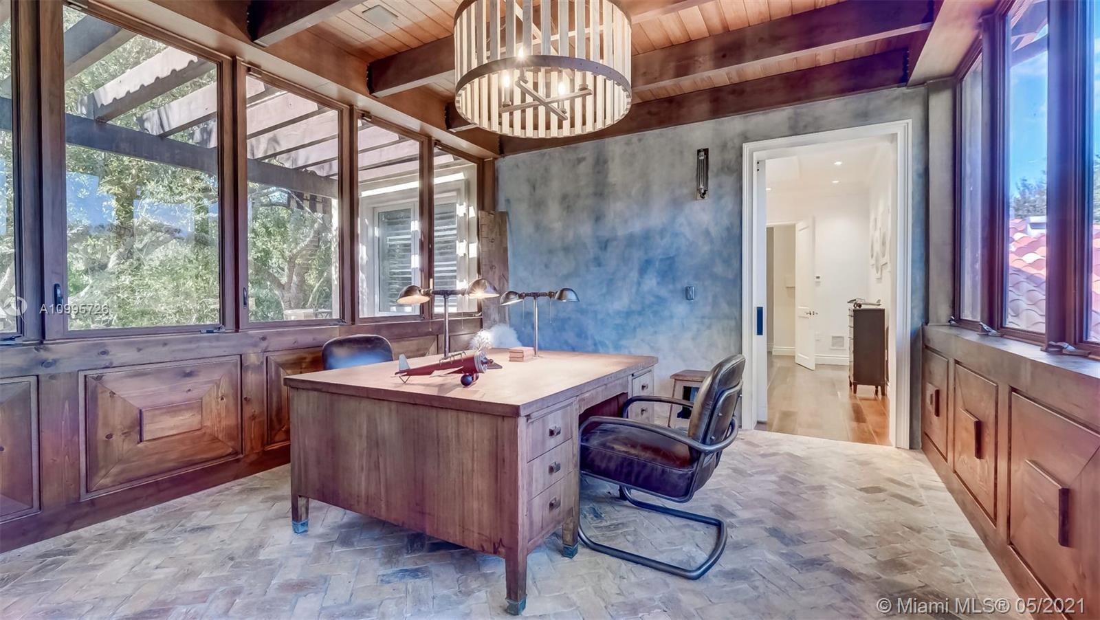 HELMS COUNTRY ESTATES RE- - Residential