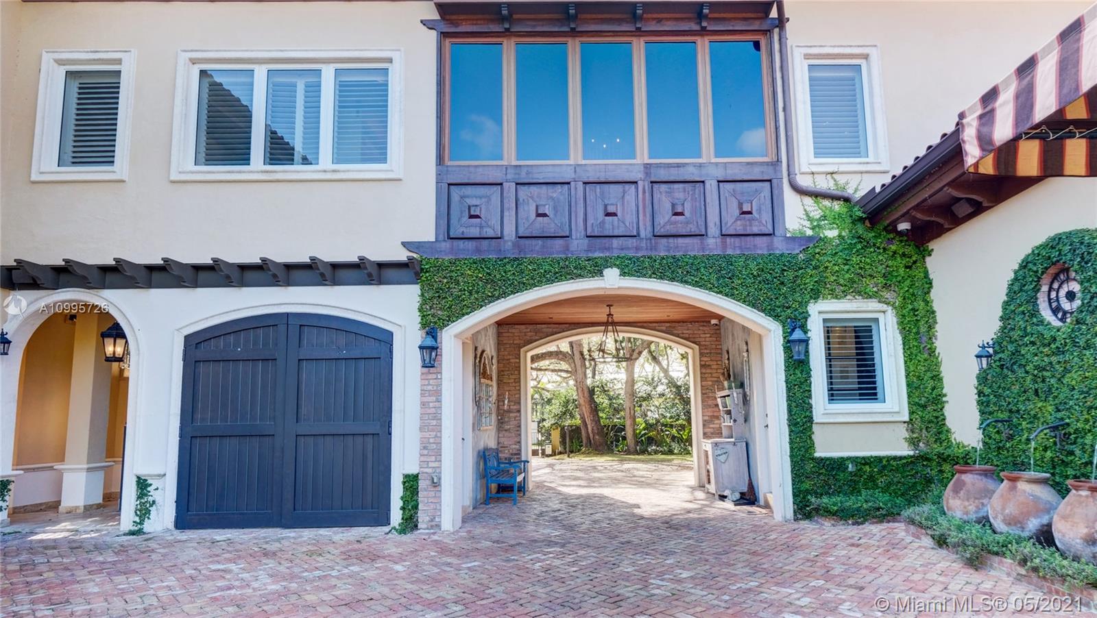 HELMS COUNTRY ESTATES RE- - Residential