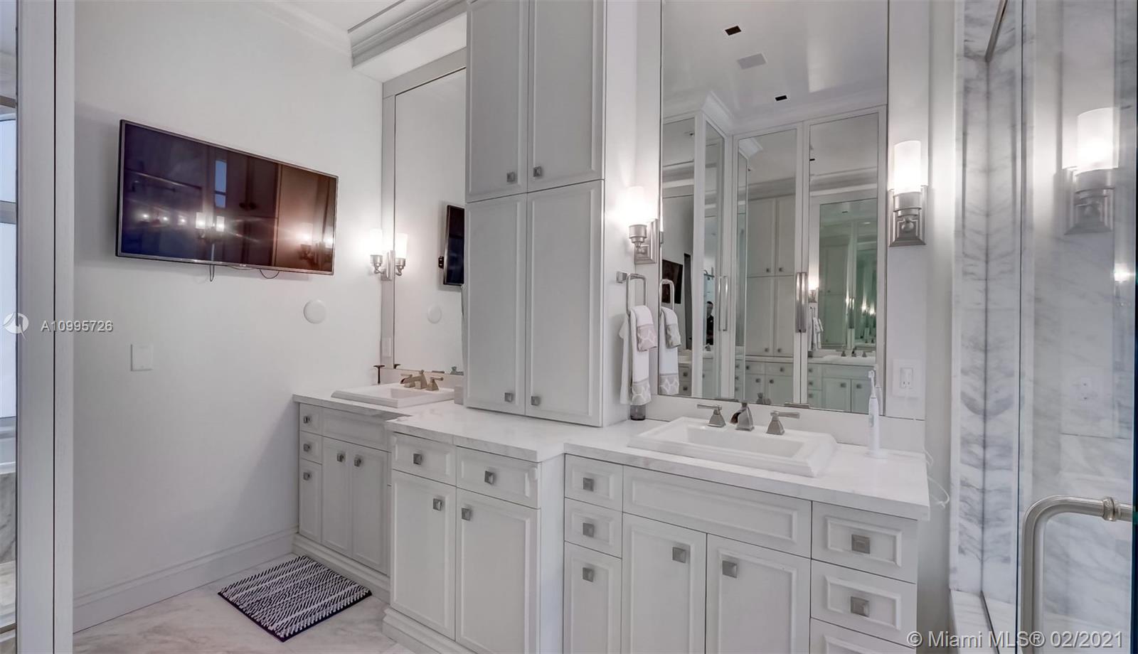 HELMS COUNTRY ESTATES RE- - Residential