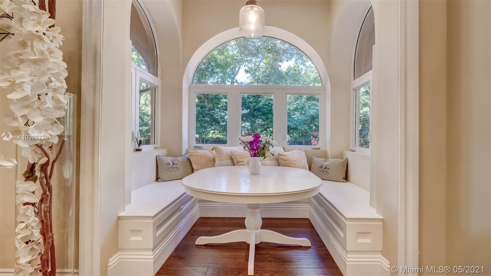 HELMS COUNTRY ESTATES RE- - Residential