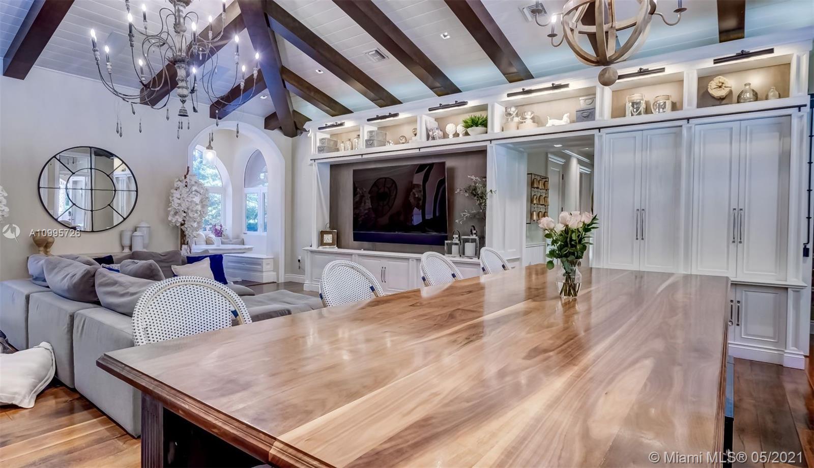 HELMS COUNTRY ESTATES RE- - Residential