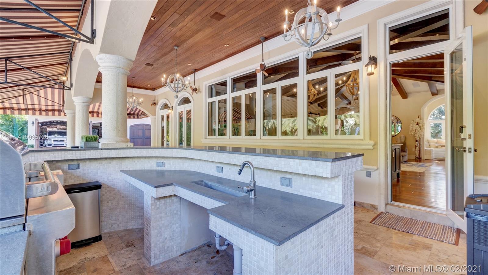 HELMS COUNTRY ESTATES RE- - Residential