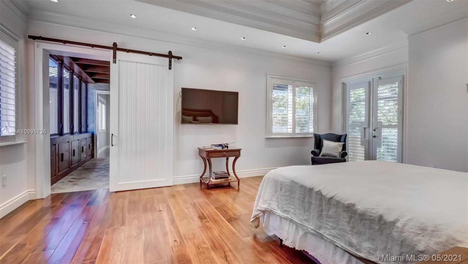 HELMS COUNTRY ESTATES RE- - Residential