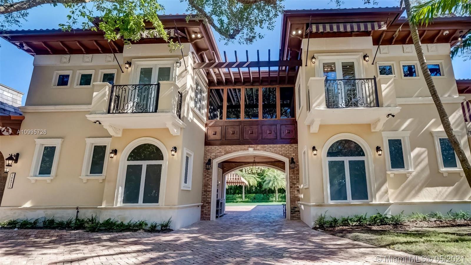 HELMS COUNTRY ESTATES RE- - Residential