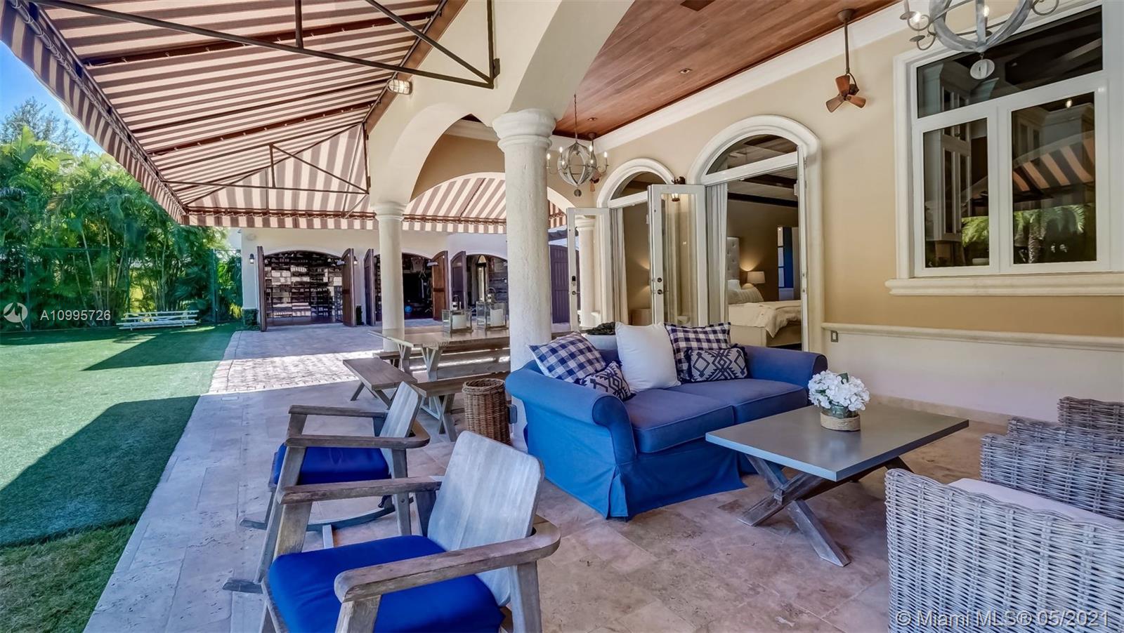HELMS COUNTRY ESTATES RE- - Residential
