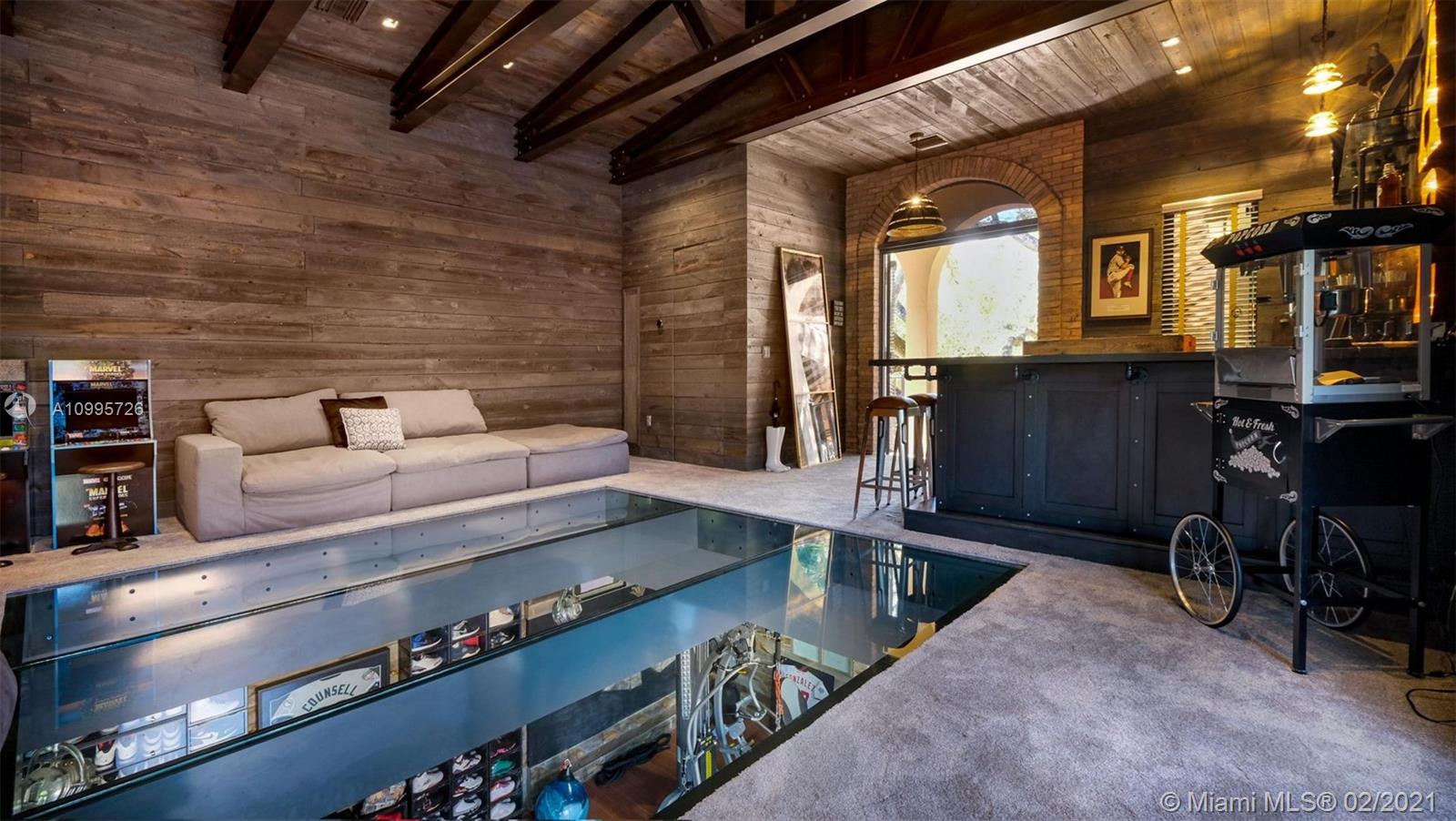 HELMS COUNTRY ESTATES RE- - Residential