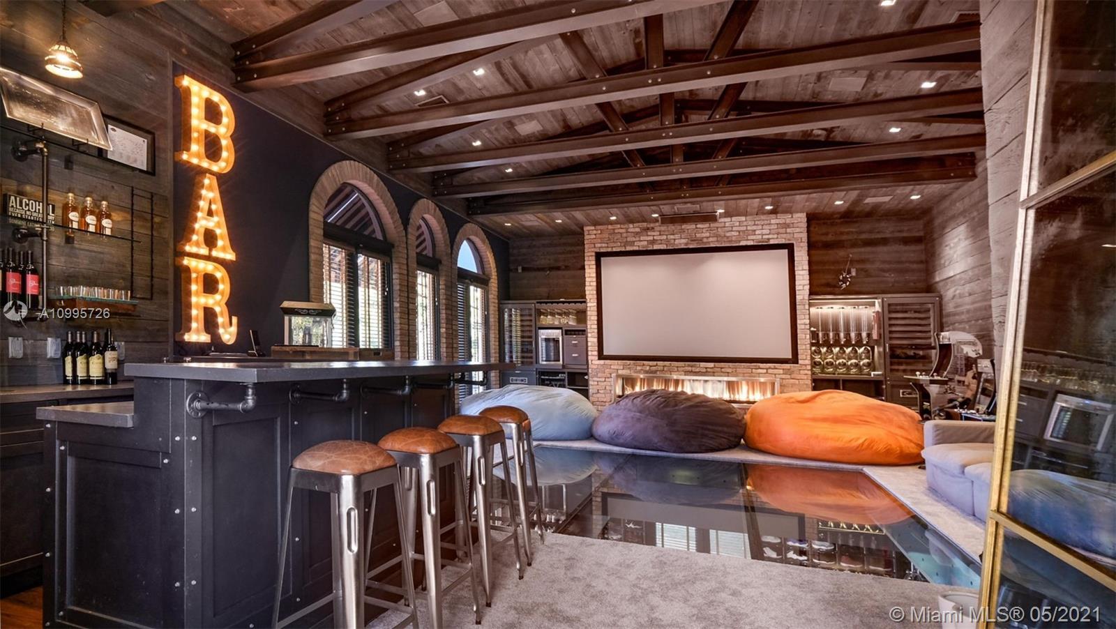 HELMS COUNTRY ESTATES RE- - Residential