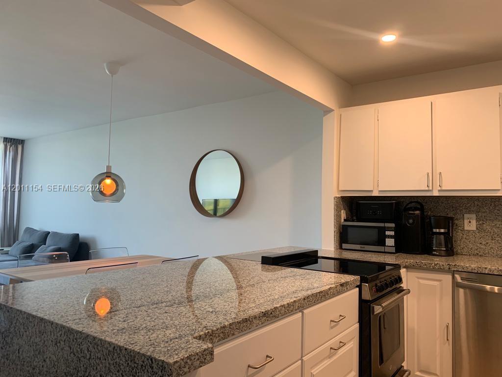 THE PALM BAY YACHT CLUB C - Residential