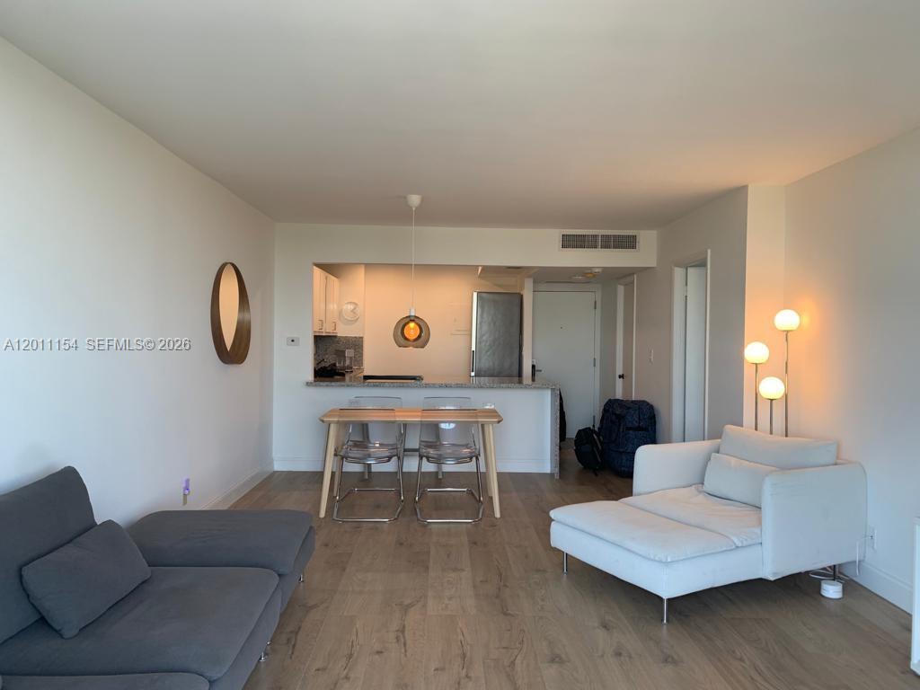 THE PALM BAY YACHT CLUB C - Residential