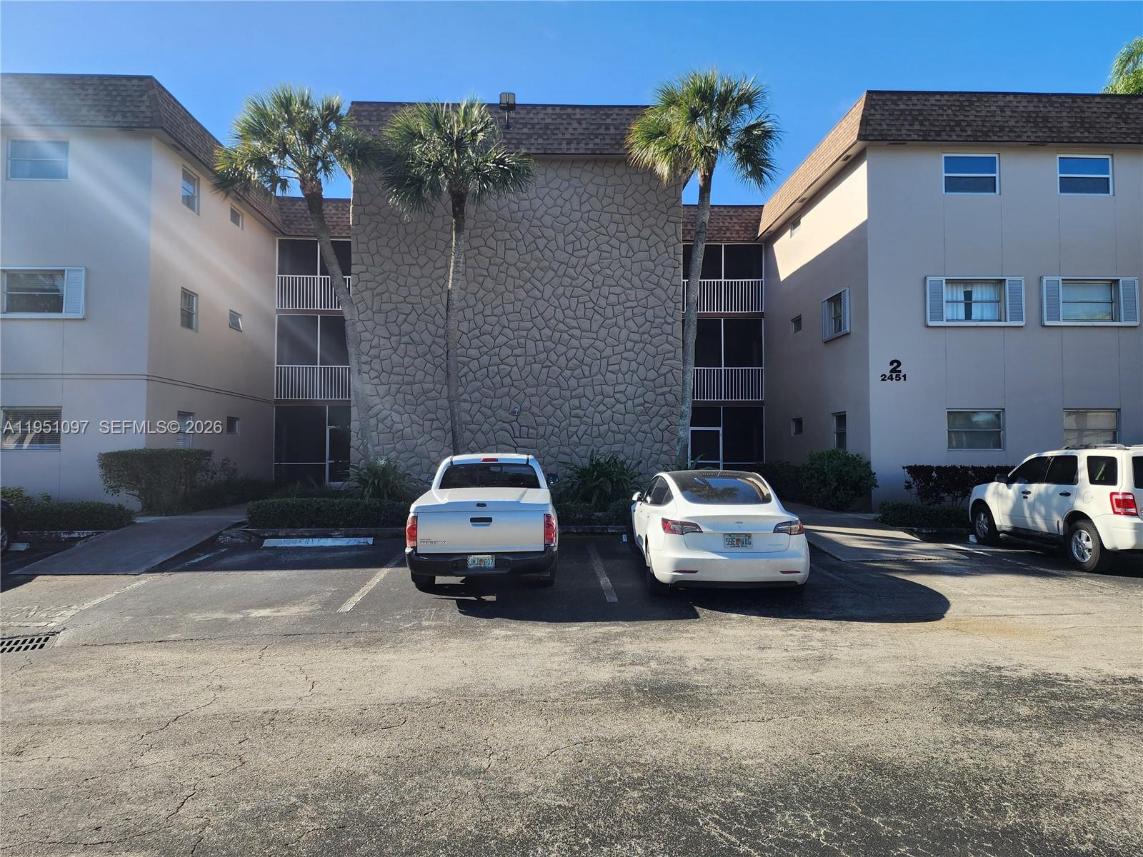 ARROWHEAD CONDO NO II - Residential