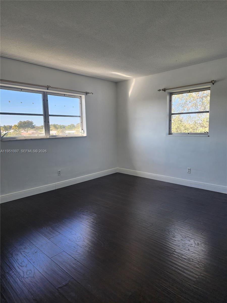 ARROWHEAD CONDO NO II - Residential