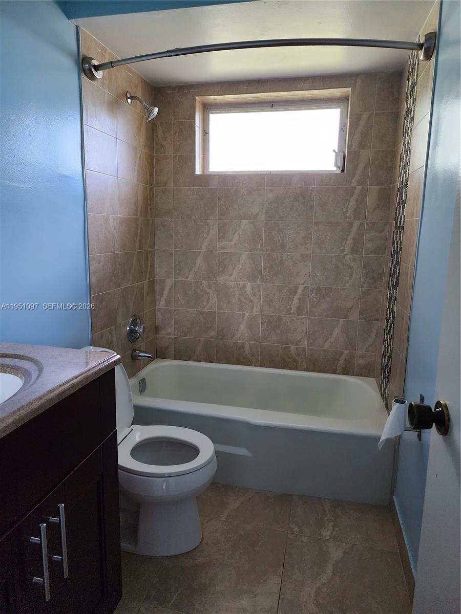 ARROWHEAD CONDO NO II - Residential