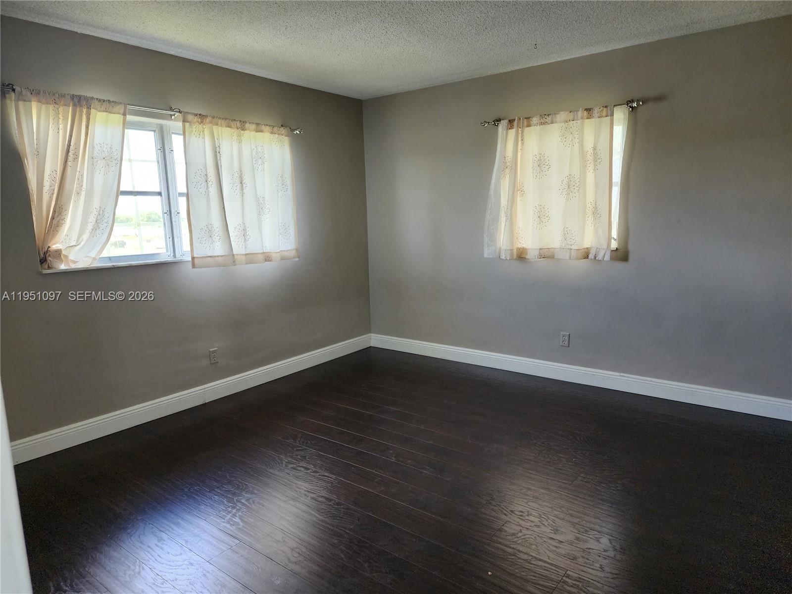 ARROWHEAD CONDO NO II - Residential