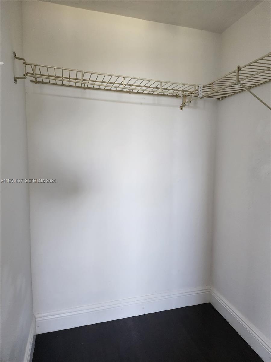 ARROWHEAD CONDO NO II - Residential