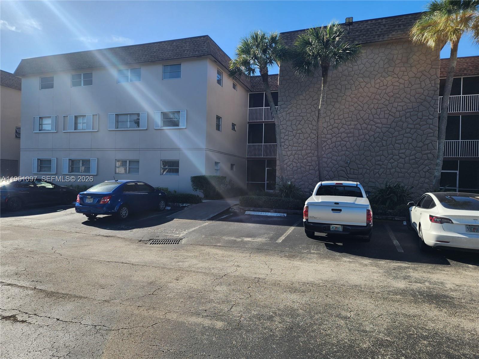 ARROWHEAD CONDO NO II - Residential