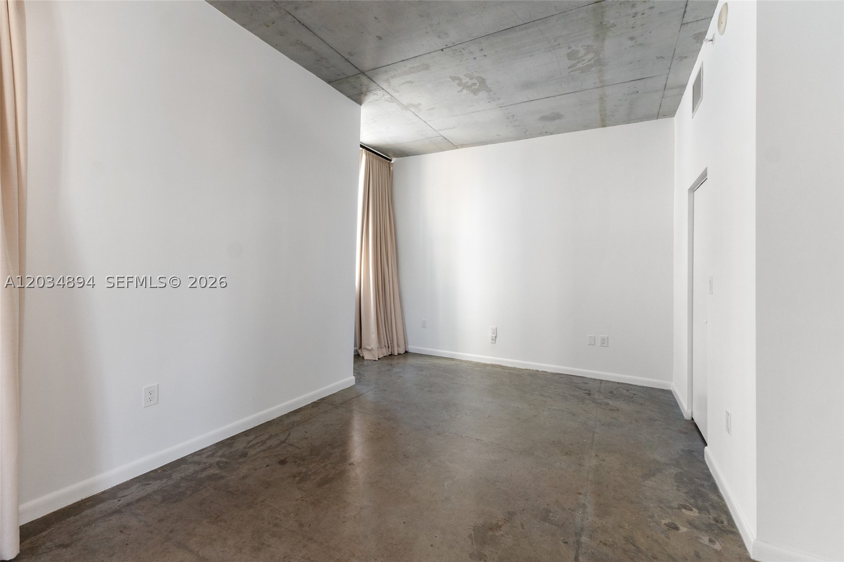 133 NE 2nd Ave 801