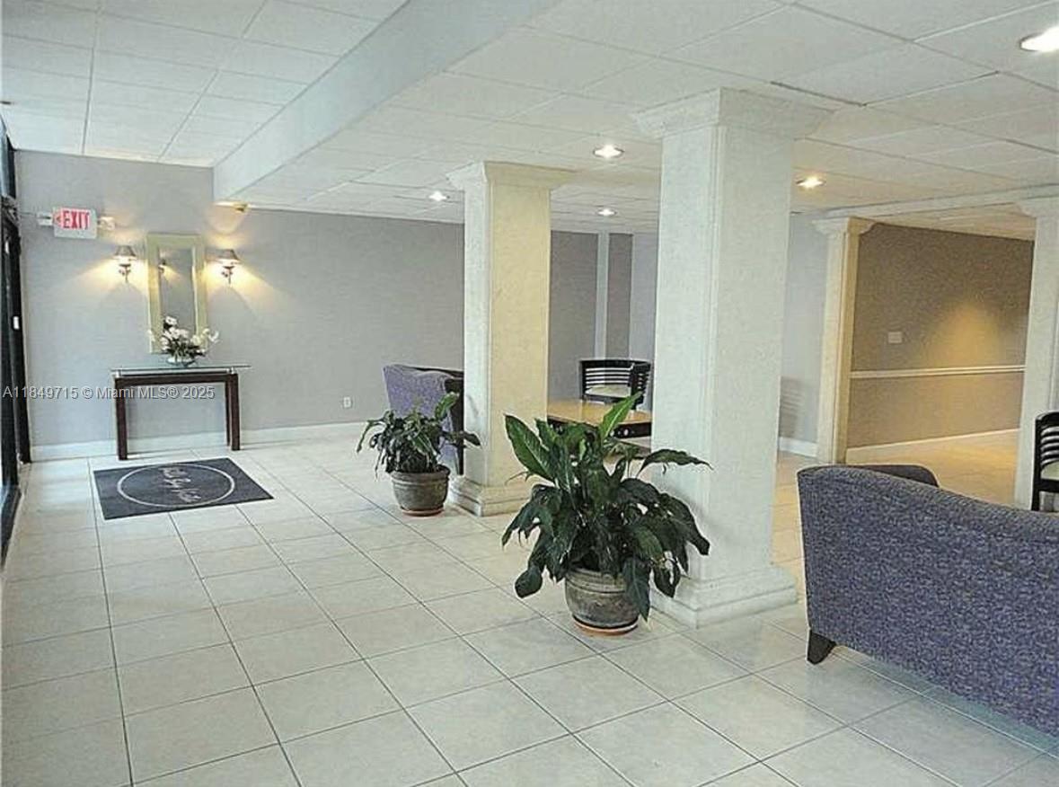 VILLA BAY VISTA CONDO - Residential