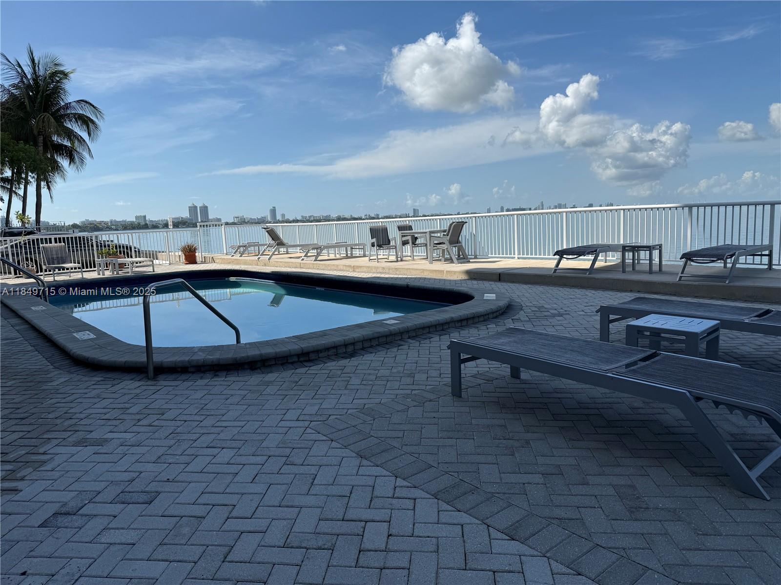 VILLA BAY VISTA CONDO - Residential