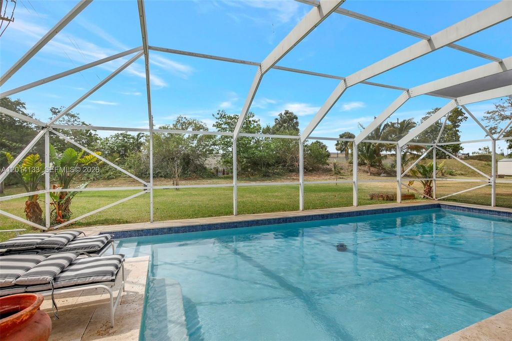 Photo of 5320 SW 21st Ct, Plantation, FL 33317 (MLS # A12014133)