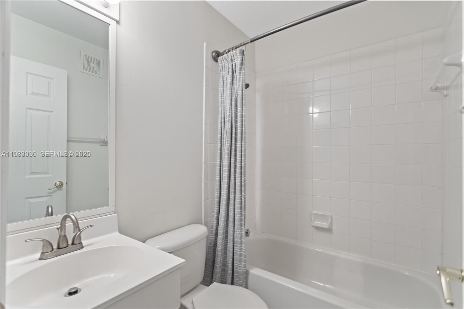 PEMBROKE ISLES 1 - Residential Lease