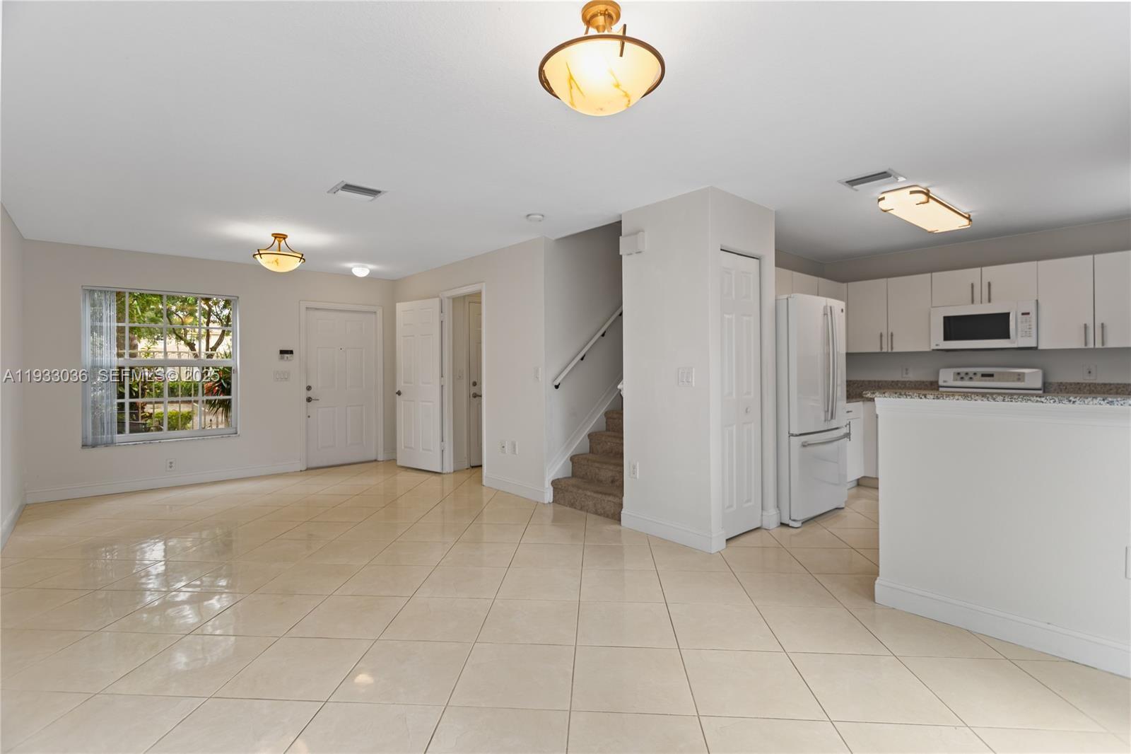 PEMBROKE ISLES 1 - Residential Lease