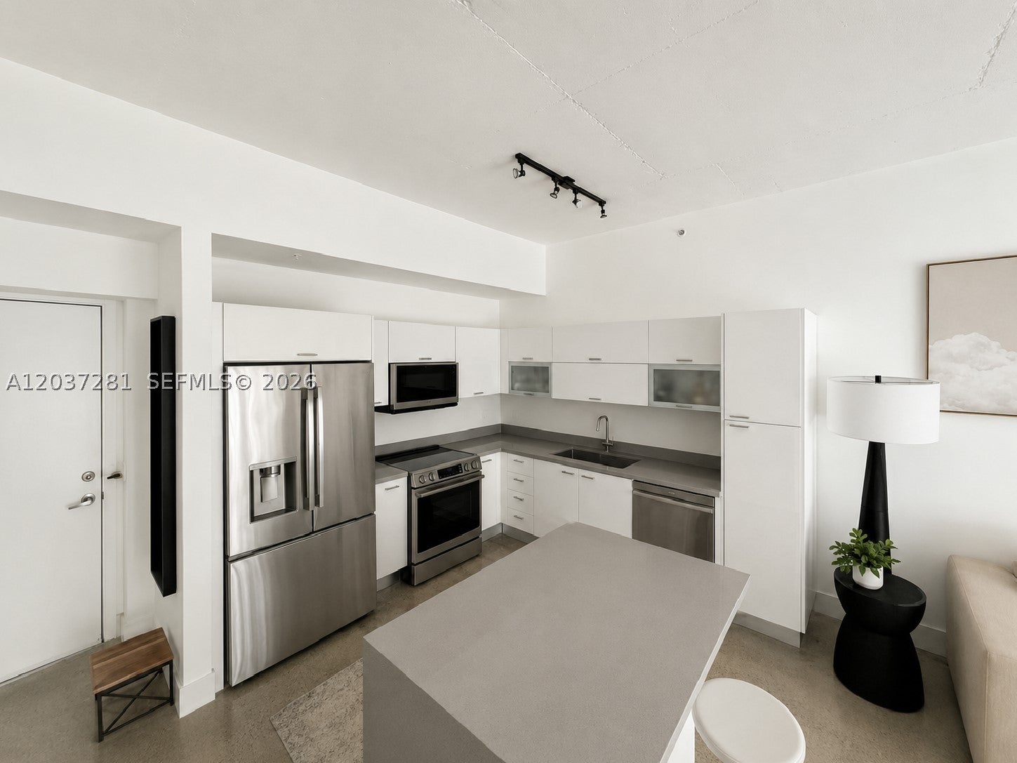 133 NE 2nd Ave 1508
