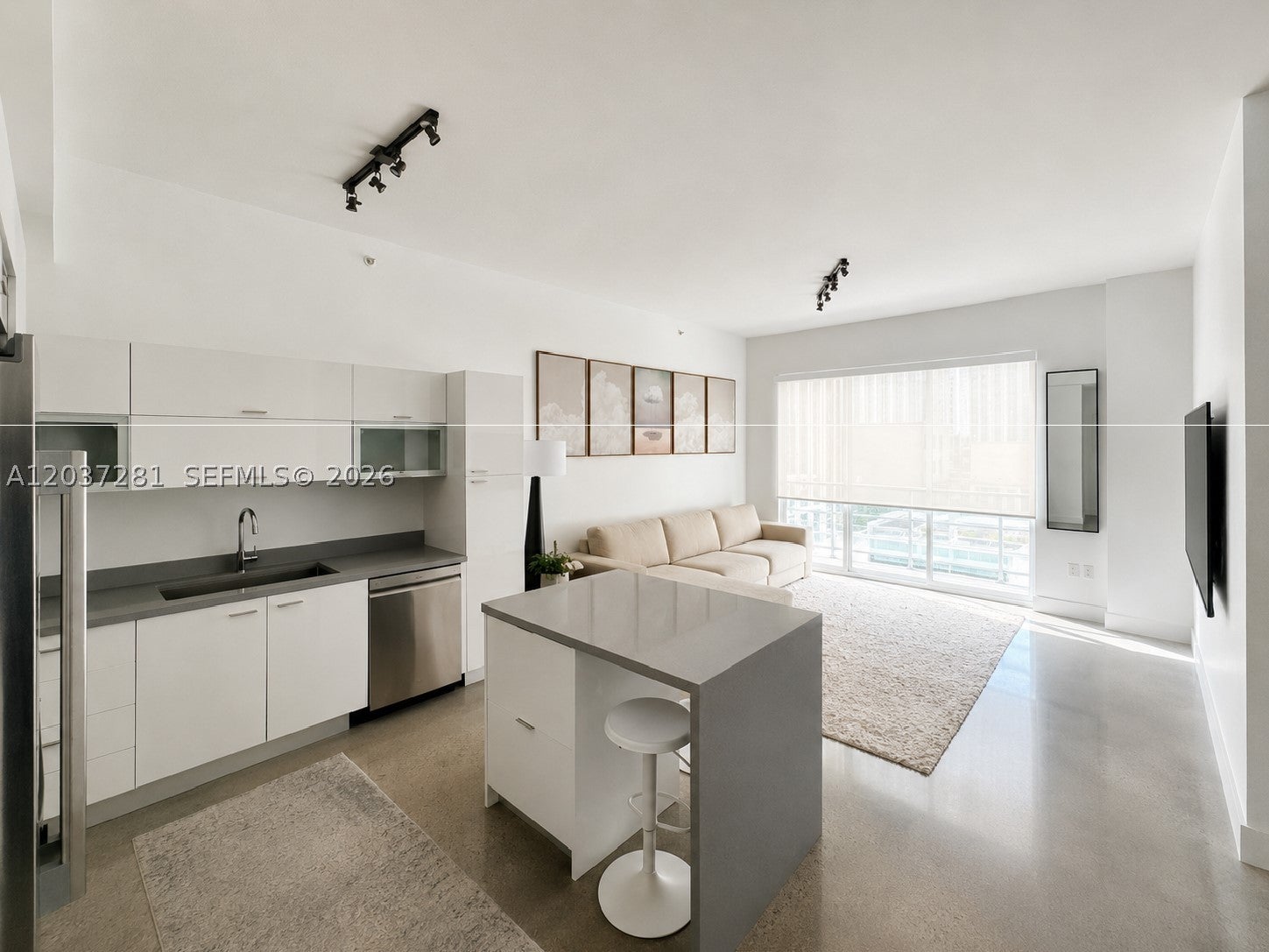 133 NE 2nd Ave 1508