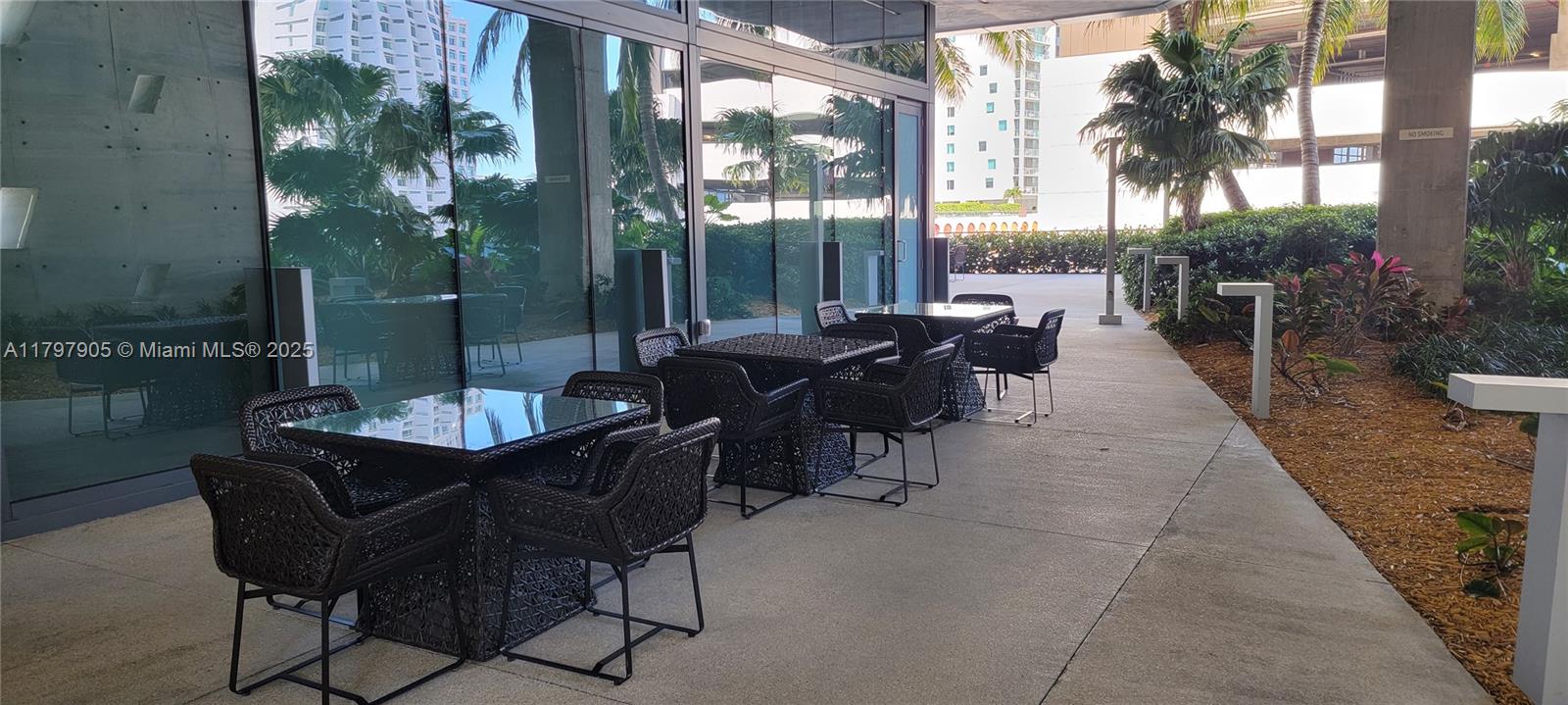 REACH CONDO - Residential