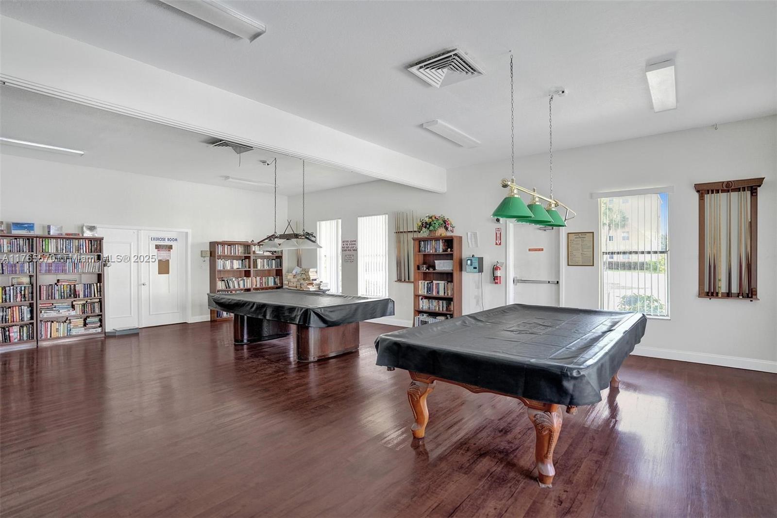 SOMERSET NO 3 CONDO - Residential