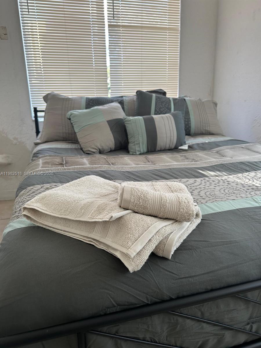 RIVER LOFTS CONDO - Residential Lease