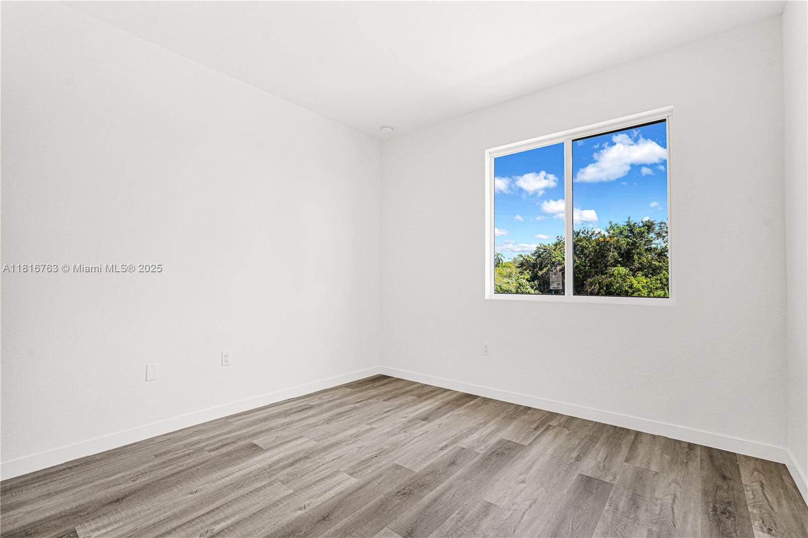 CHLOES ESTATES - Residential