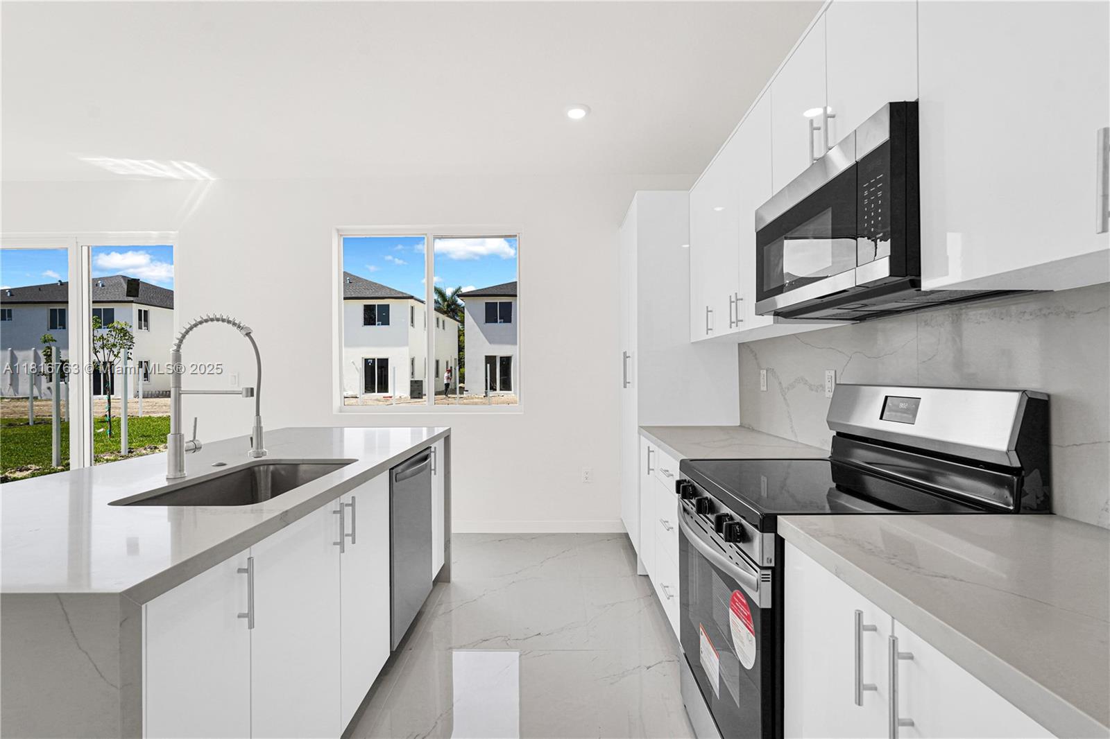 CHLOES ESTATES - Residential