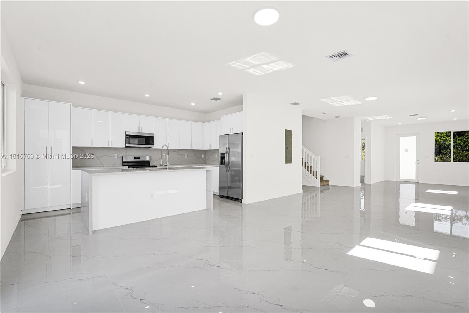 CHLOES ESTATES - Residential
