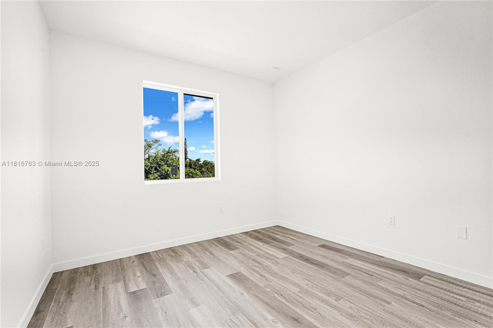 CHLOES ESTATES - Residential