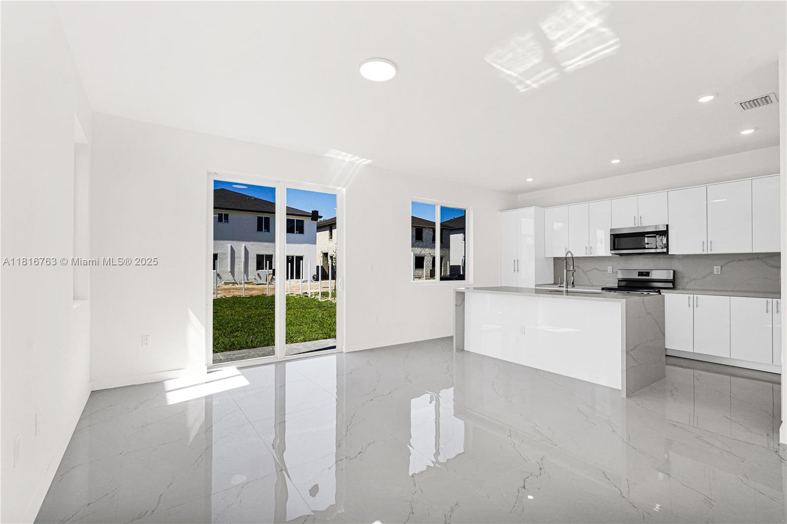 CHLOES ESTATES - Residential