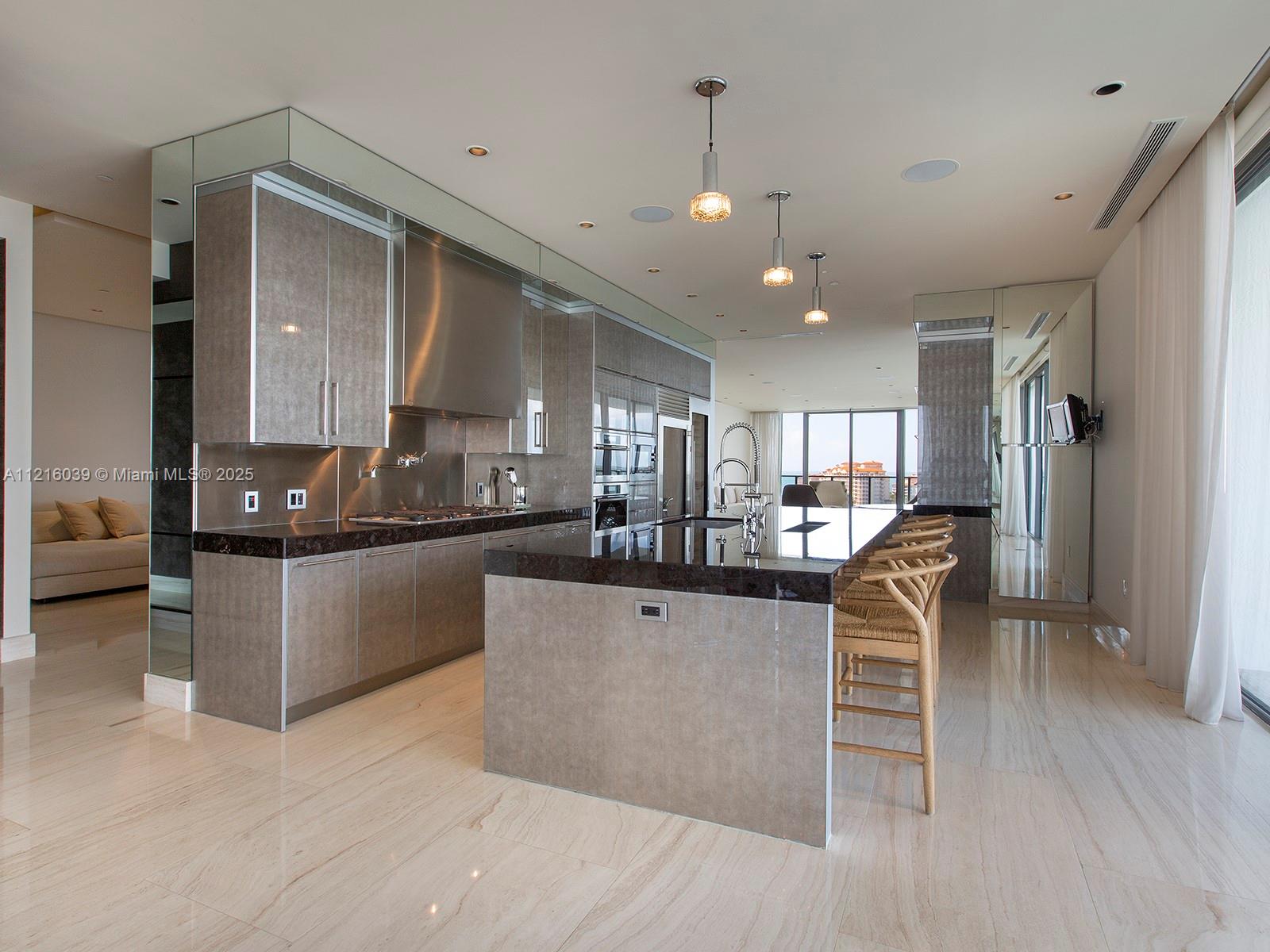 800 S Pointe Dr 1204