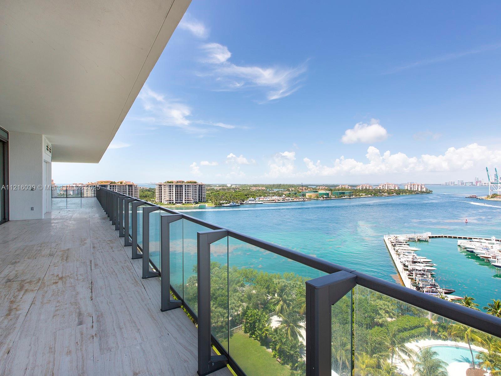 APOGEE CONDO - Residential