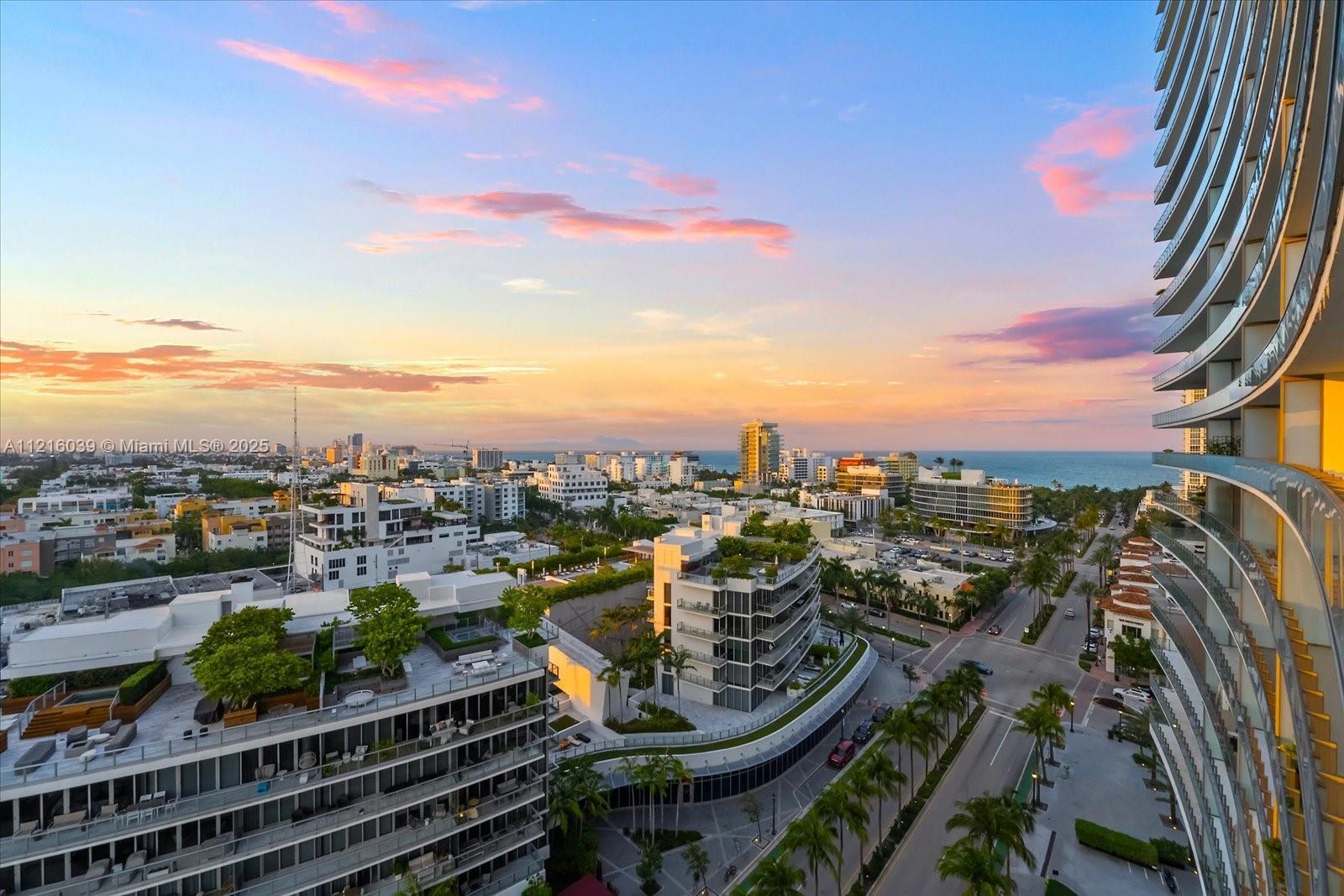 APOGEE CONDO - Residential