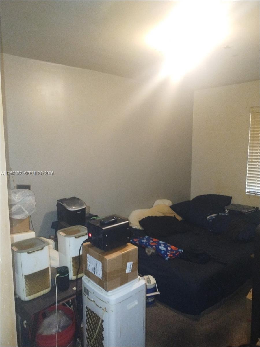 POINT ROYALE CONDO NO 5 - Residential