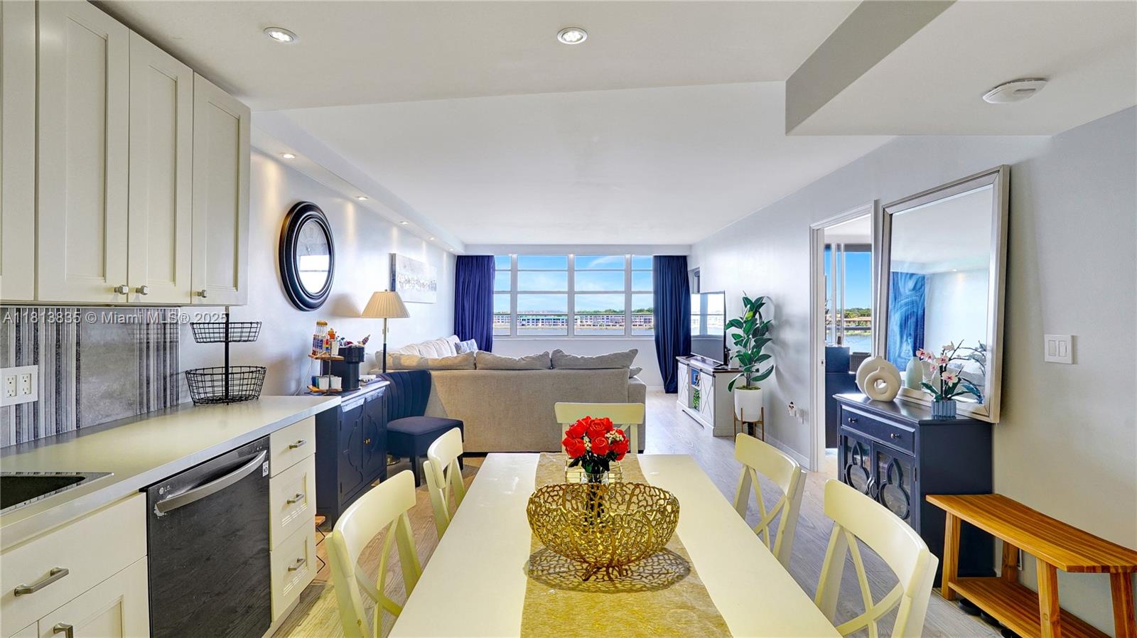 BUCKLEY TOWERS CONDO - EA - Residential