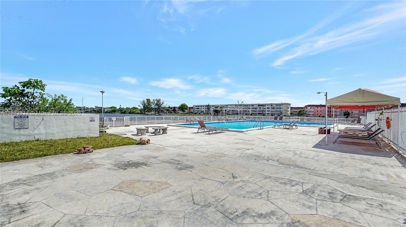 BUCKLEY TOWERS CONDO - EA - Residential